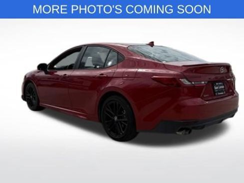 Used 2025 Toyota Camry SE w/ Convenience Package image 6