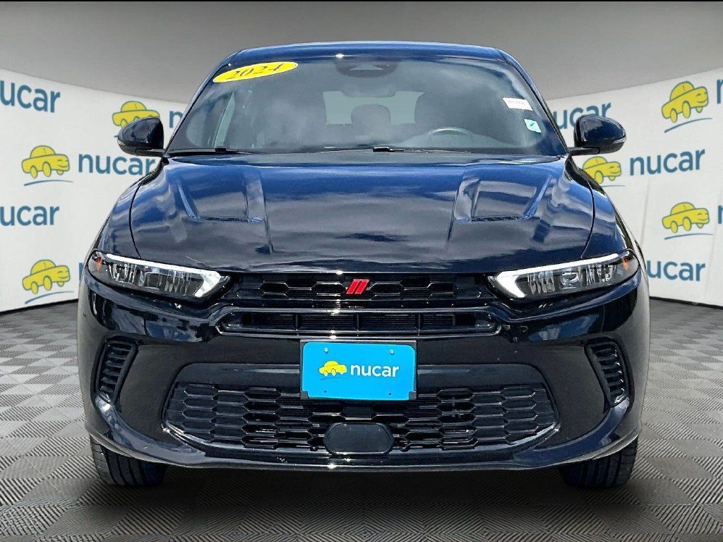 Used 2024 Dodge Hornet R/T AWD/4WD image 2