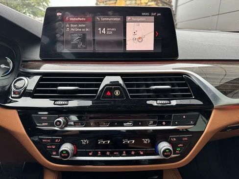 Used 2019 BMW 530i xDrive w/ M Sport Package image 22