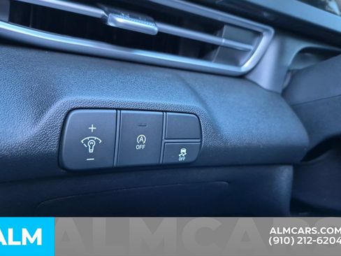 Certified 2026 Hyundai Elantra SE FWD image 30