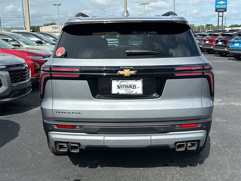 New 2026 Chevrolet Traverse LT w/ LPO, Floor Liner Package image 5