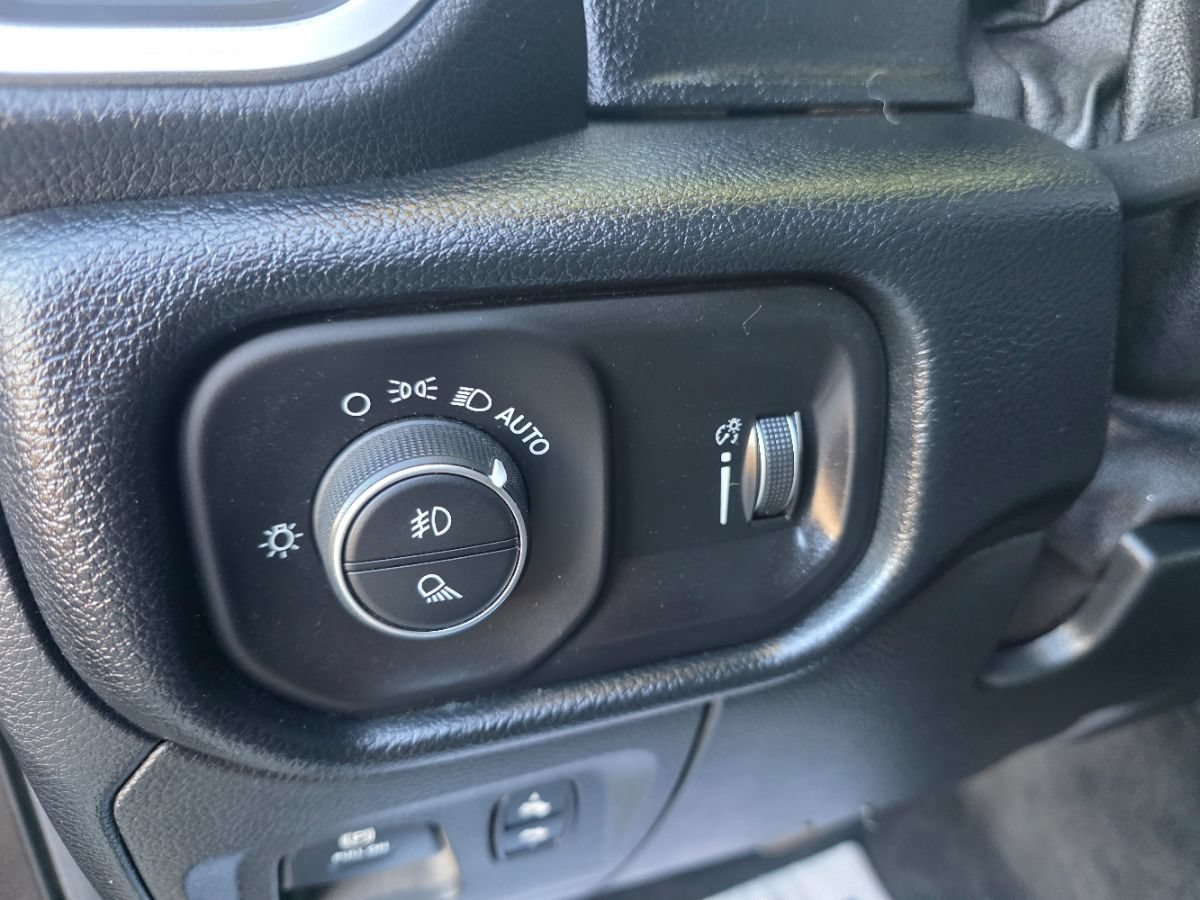Used 2020 RAM 1500 Big Horn AWD/4WD image 20