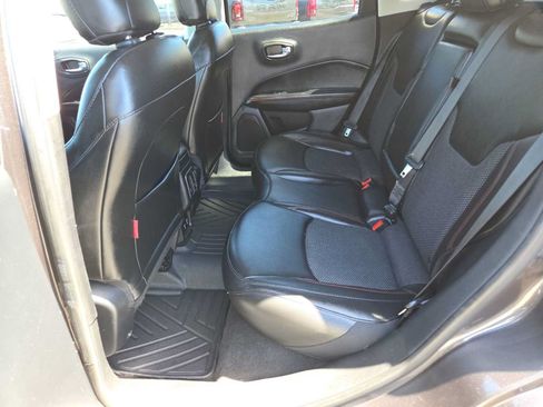 Used 2021 Jeep Compass Trailhawk AWD/4WD image 21
