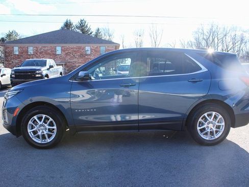 Used 2024 Chevrolet Equinox LT w/ LPO, Floor Liner Package image 5