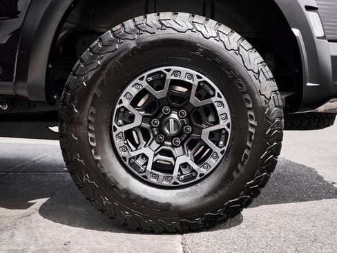 Used 2024 Ford F150 Raptor w/ Equipment Group 803A Raptor R AWD/4WD image 29