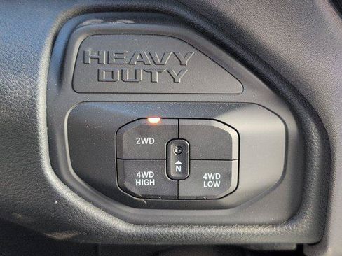 New 2026 RAM 2500 Laramie AWD/4WD image 26