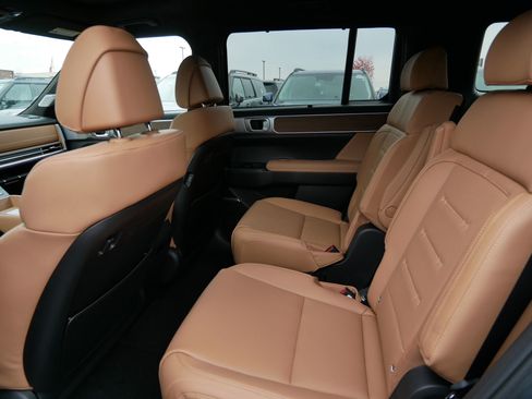 New 2026 Hyundai Santa Fe Calligraphy image 8