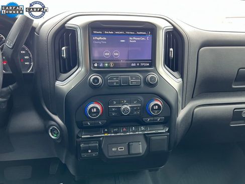 Used 2021 Chevrolet Silverado 1500 RST image 15