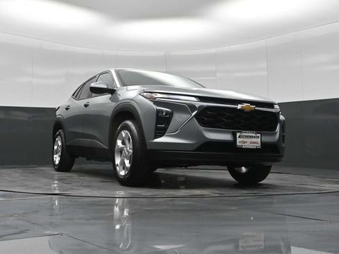 New 2026 Chevrolet Trax LS w/ LS Convenience Package image 29