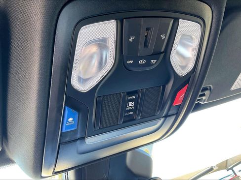 New 2026 RAM 1500 Express AWD/4WD image 18