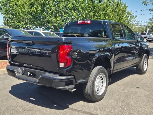 Used 2023 Chevrolet Colorado W/T RWD image 4