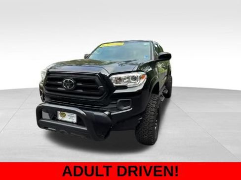 Used 2023 Toyota Tacoma SR AWD/4WD image 2
