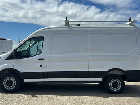 New 2026 Ford Transit 250 148 Medium Roof RWD image 7