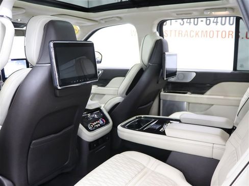 Used 2019 Lincoln Navigator L Black Label image 15