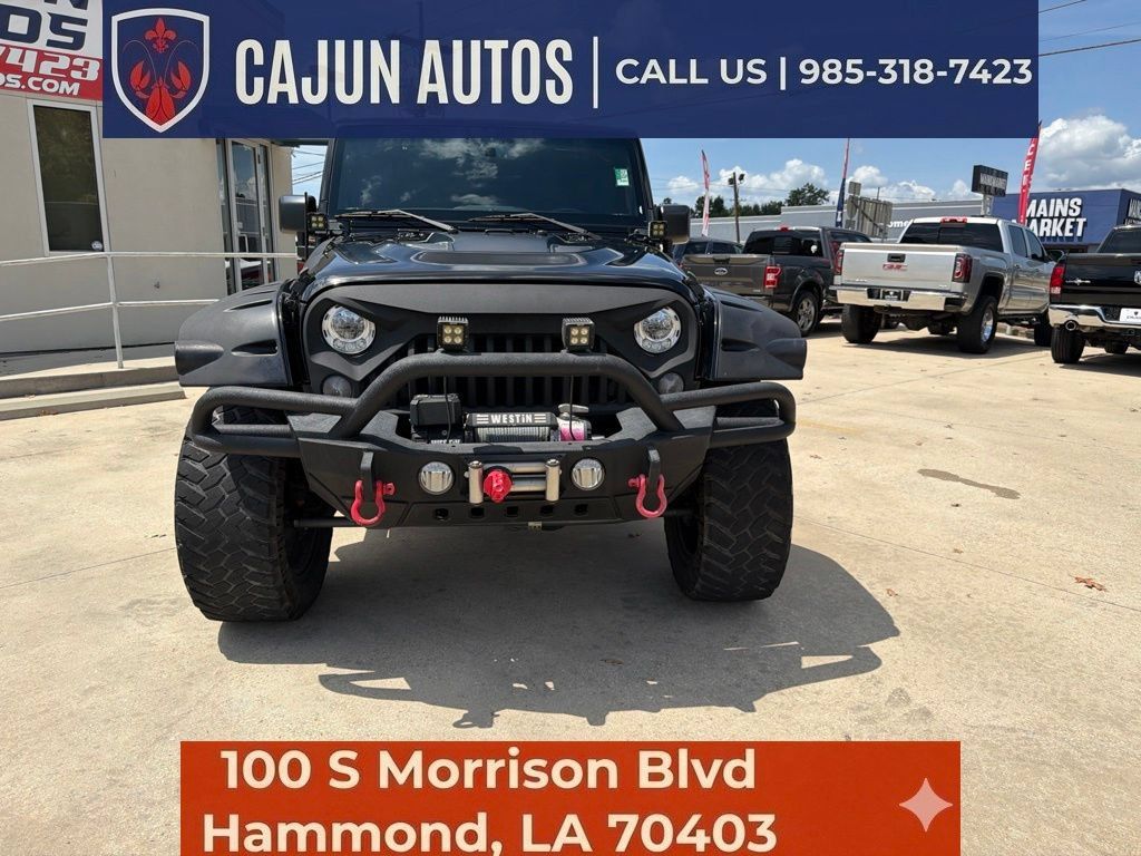 Used 2018 Jeep Wrangler Unlimited Rubicon w/ Connectivity Group AWD/4WD image 5