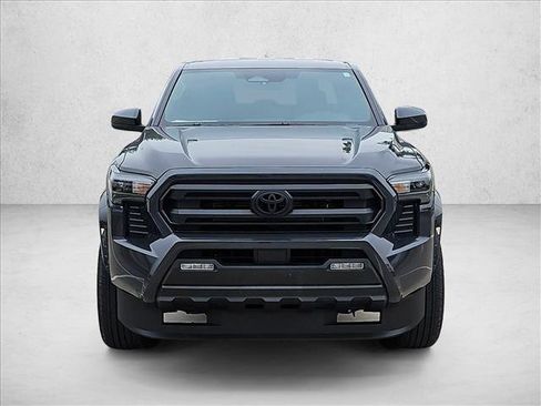 Used 2025 Toyota Tacoma SR5 AWD/4WD image 2