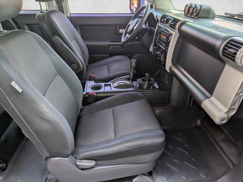 Used 2008 Toyota FJ Cruiser image 18