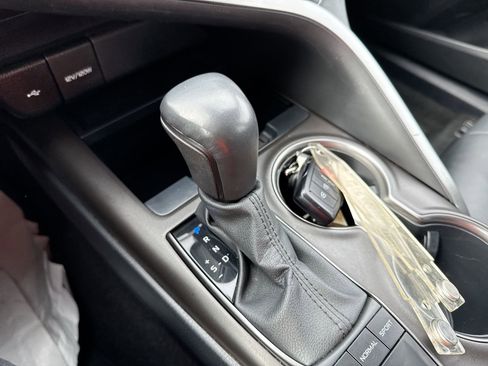 Used 2023 Toyota Camry SE FWD image 20