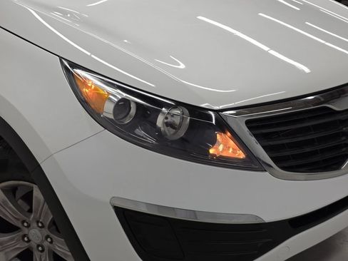 Used 2011 Kia Sportage LX w/ Convenience Pkg AWD/4WD image 40