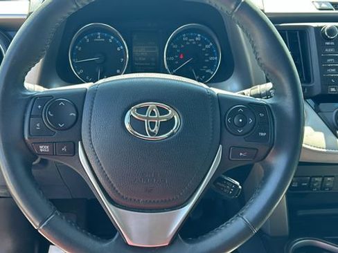 Used 2017 Toyota RAV4 Platinum image 19