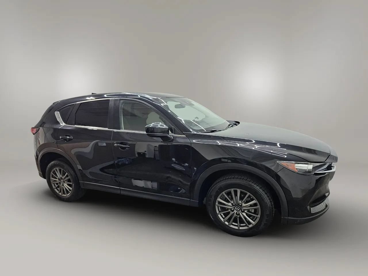 Used 2017 MAZDA CX-5 Sport FWD image 3