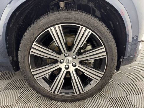 Used 2024 Volvo XC90 T8 Ultimate w/ Protection Package Premier AWD/4WD image 10