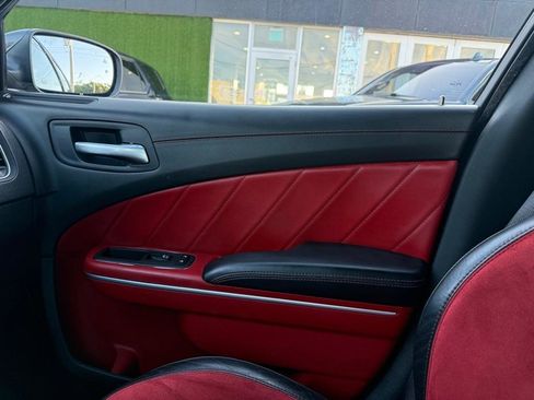 Used 2022 Dodge Charger Scat Pack RWD image 21