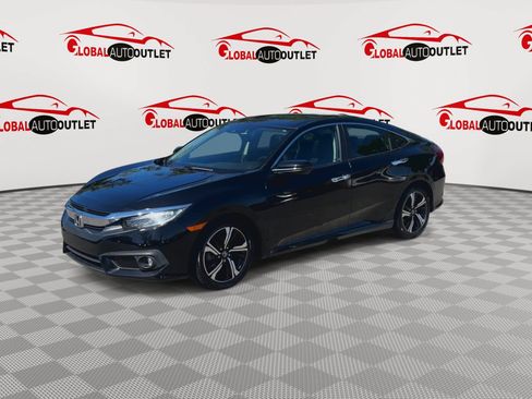 Used 2016 Honda Civic Touring image 4
