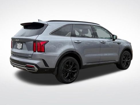 Used 2023 Kia Sorento SX AWD/4WD image 2