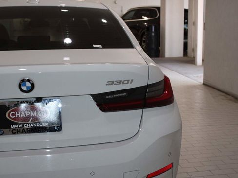 Certified 2023 BMW 330i Sedan w/ Driving Assistance Package RWD image 7
