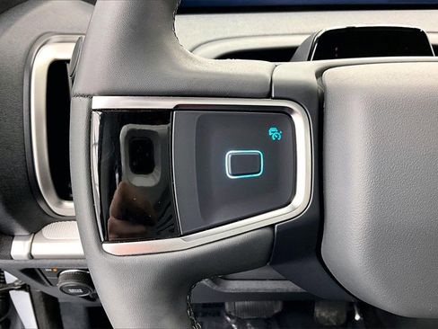 Used 2025 Ford Expedition Max Active image 18