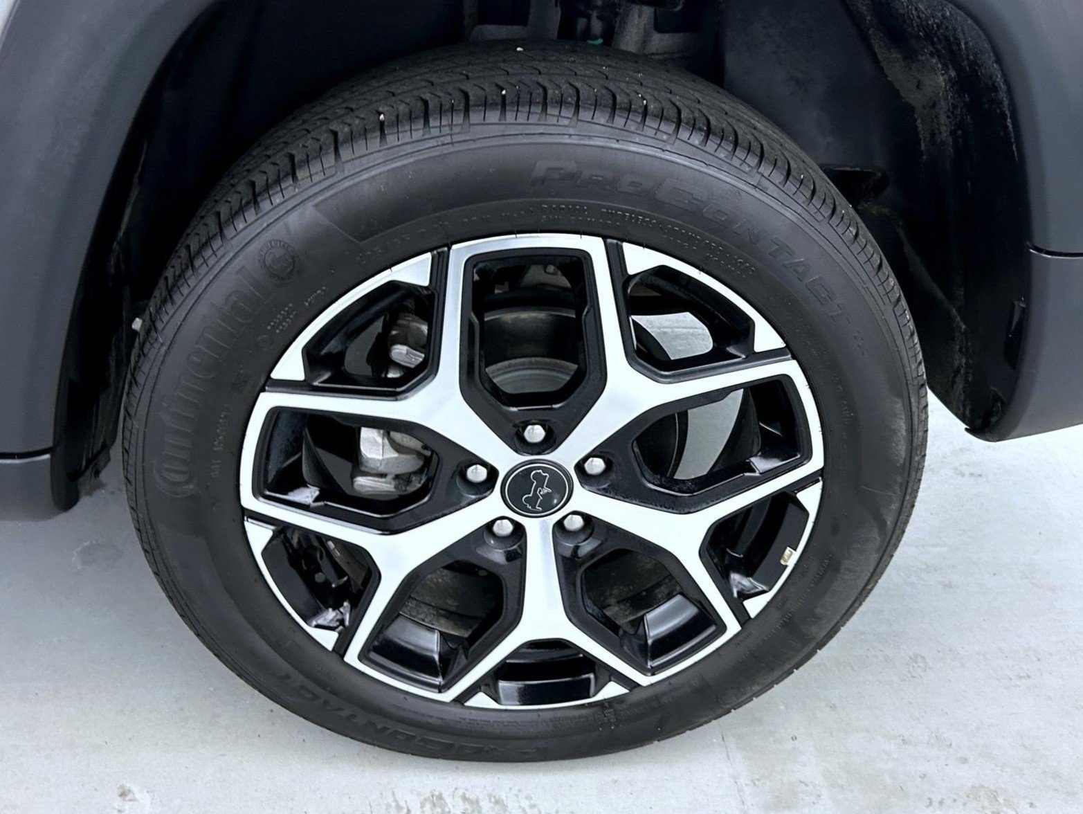 Certified 2025 Jeep Compass Limited AWD/4WD image 23
