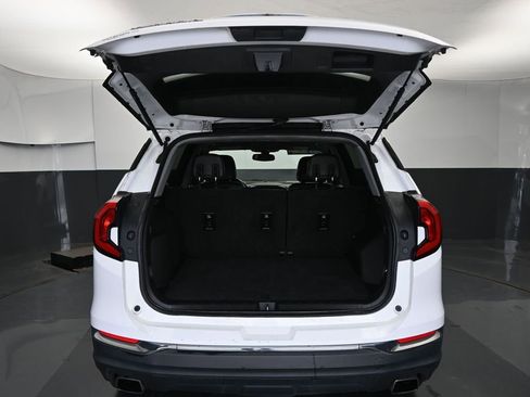 Used 2019 GMC Terrain SLT image 11