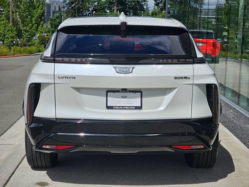 Certified 2024 Cadillac Lyriq Sport AWD/4WD image 4