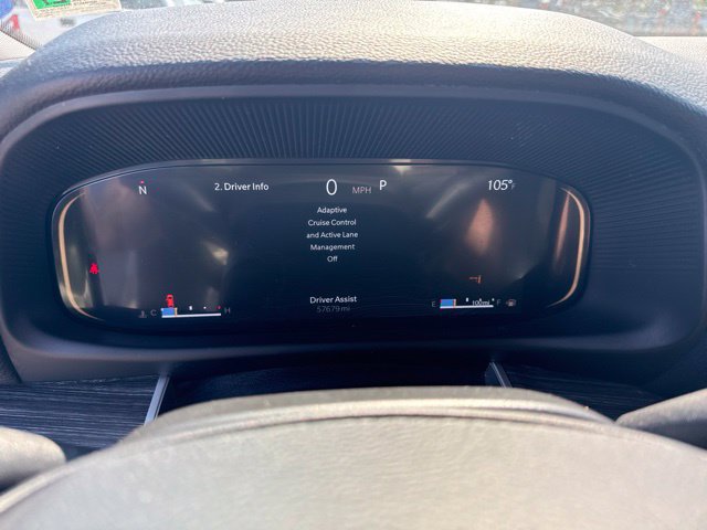 Used 2024 Jeep Wagoneer L Series III w/ Flexible Seating Group AWD/4WD image 8