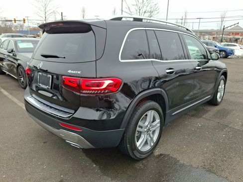 Certified 2023 Mercedes-Benz GLB 250 4MATIC image 6
