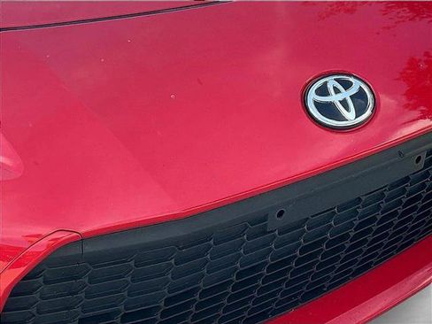 Used 2022 Toyota GR86 Premium w/ ALL Weather Mat Package (TMS) RWD image 25