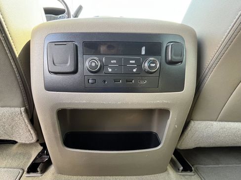 Used 2018 Chevrolet Tahoe LT image 20