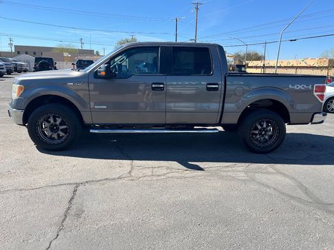 Used 2014 Ford F150 XLT w/ XLT Chrome Package image 9