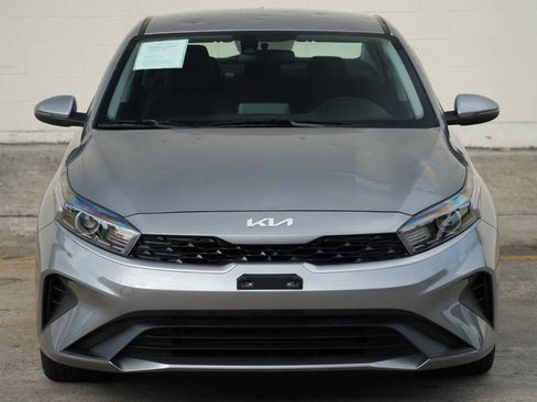 Used 2023 Kia Forte LXS w/ LXS Technology Package FWD image 38