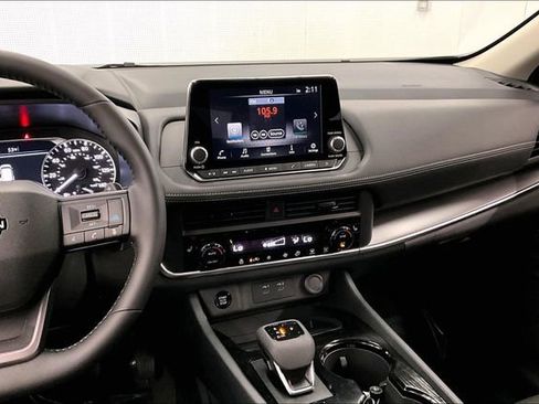 New 2026 Nissan Rogue SV image 8