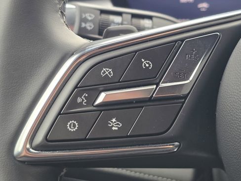 Certified 2025 Buick Enclave Sport Touring image 21