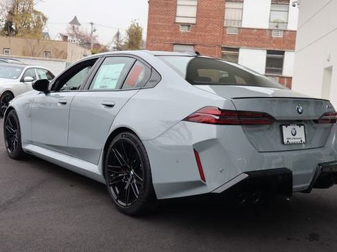 New 2026 BMW M5 w/ Executive Package image 6