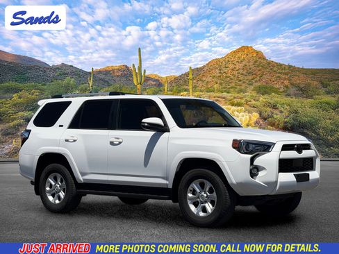 Used 2024 Toyota 4Runner SR5 Premium w/ Moonroof Package AWD/4WD image 1