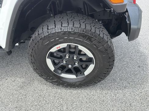 Used 2021 Jeep Wrangler Unlimited Rubicon AWD/4WD image 14