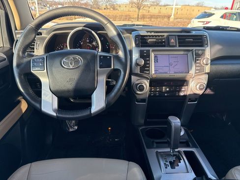 Used 2010 Toyota 4Runner Limited image 11