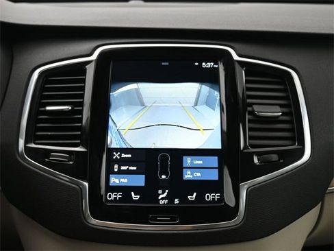 Used 2022 Volvo XC90 T6 Momentum w/ Advanced Package image 20