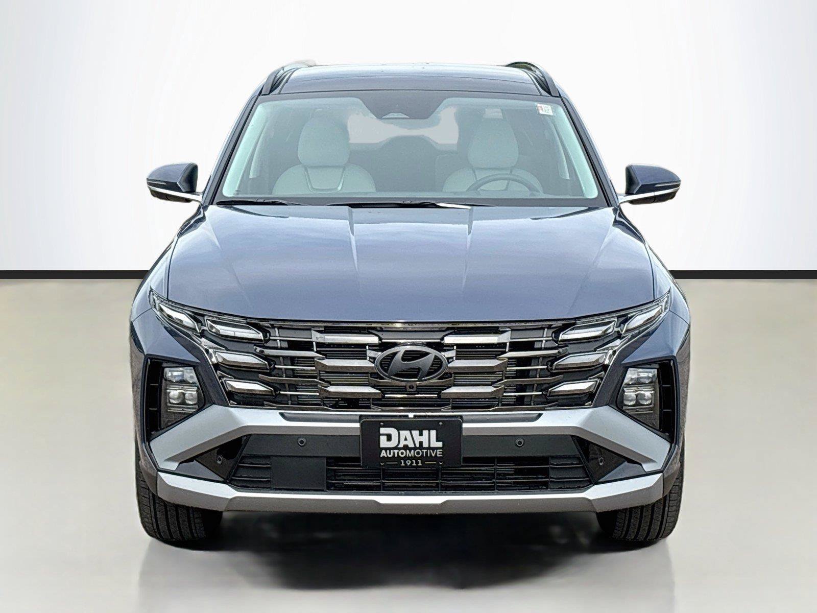 New 2026 Hyundai Tucson Limited AWD/4WD image 3