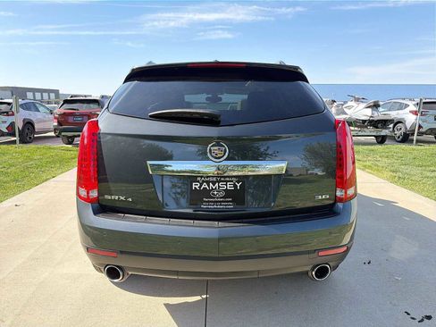 Used 2016 Cadillac SRX Luxury AWD/4WD image 5