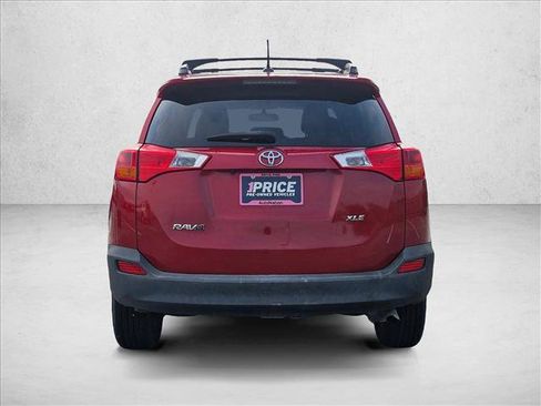 Used 2015 Toyota RAV4 XLE FWD image 7